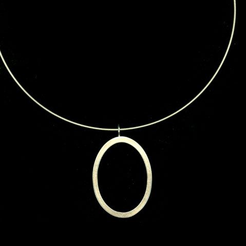 Single Oval – Horizontal Necklace