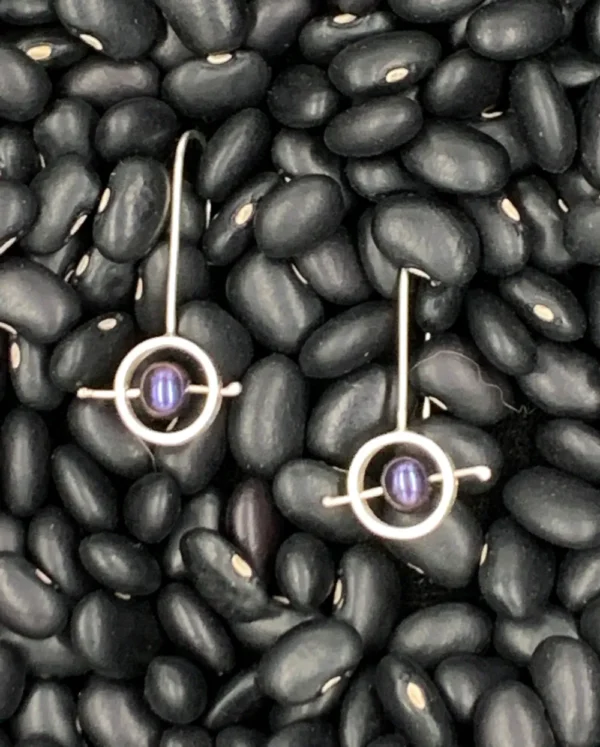 Small pearl earring with cross bar on long wire