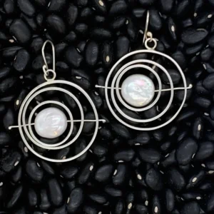 Large 3 ring earrings with coin pearl and cross bar