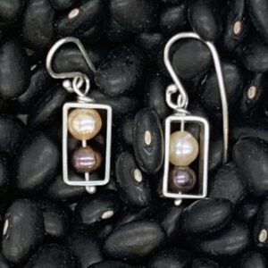 2 pearl abacus earrings AbE-01